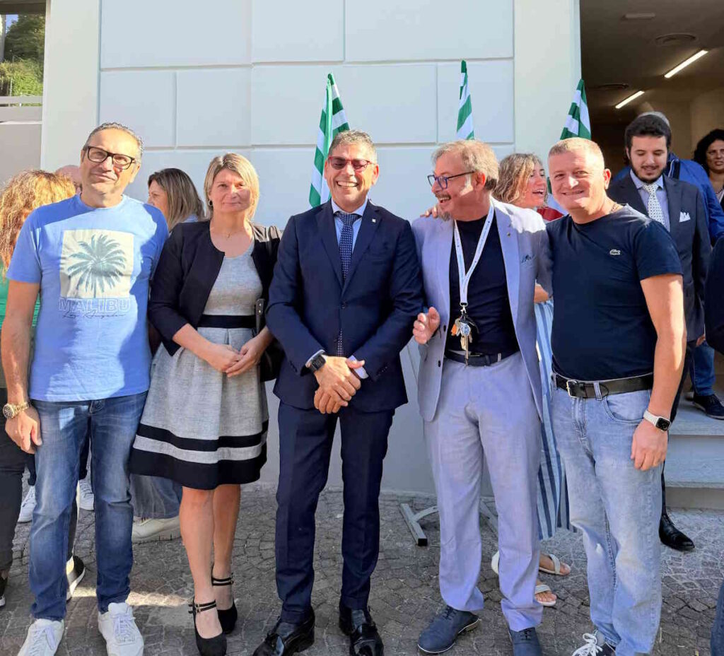 Bartoli a ivrea per l'inaugurazione sede cisl