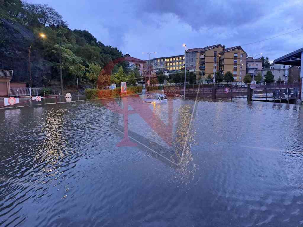 maltempo parcheggi allagati per il nubifragio ad ivrea e banchette