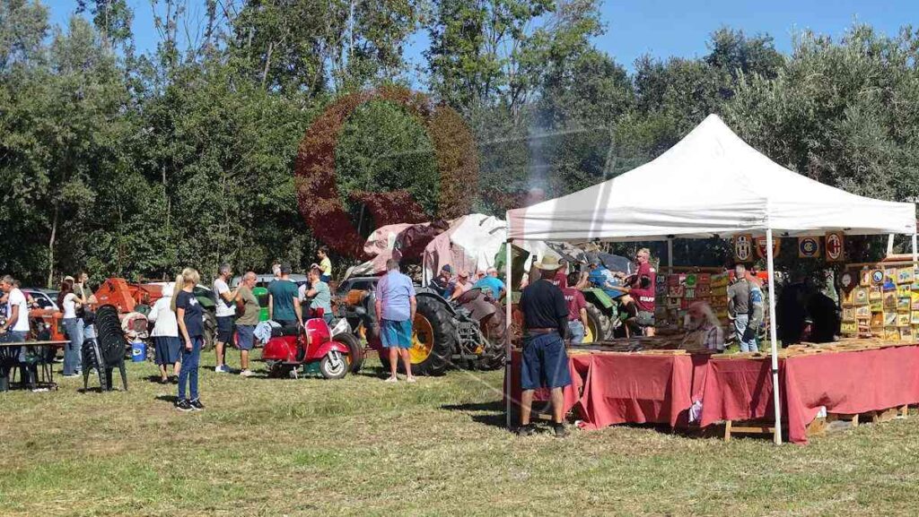festa di san grato tradizione di Oglianico con i trattori 