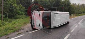 SAN MARTINO CANAVESE – Furgone si ribalta sulla Sp56 (FOTO)