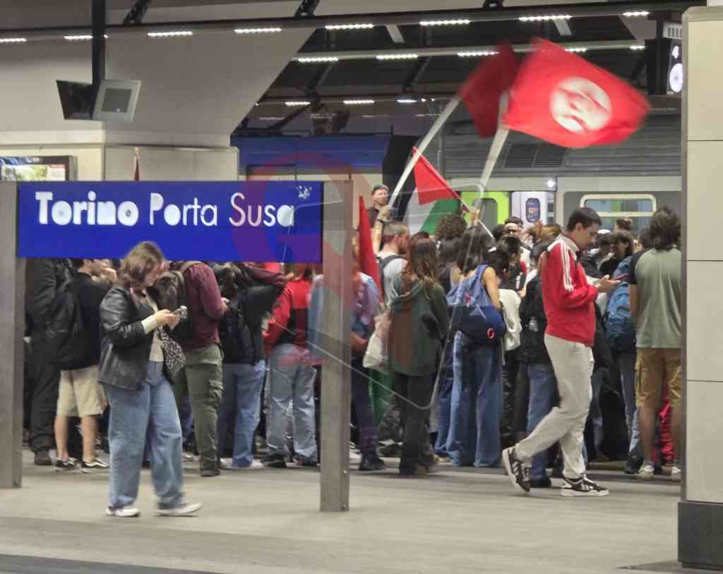porta susa binari bloccati a torino