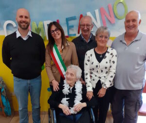 AGLIÈ – Festeggiati i 100 anni di Maddalena Teresa Gribaldo, per tutti Nonna Gina (FOTO)