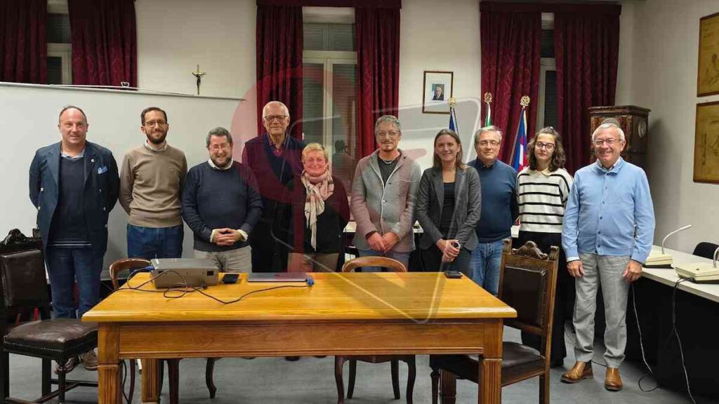 Tutto il gruppo a Castellamonte per la presentazione del concorso Aladei