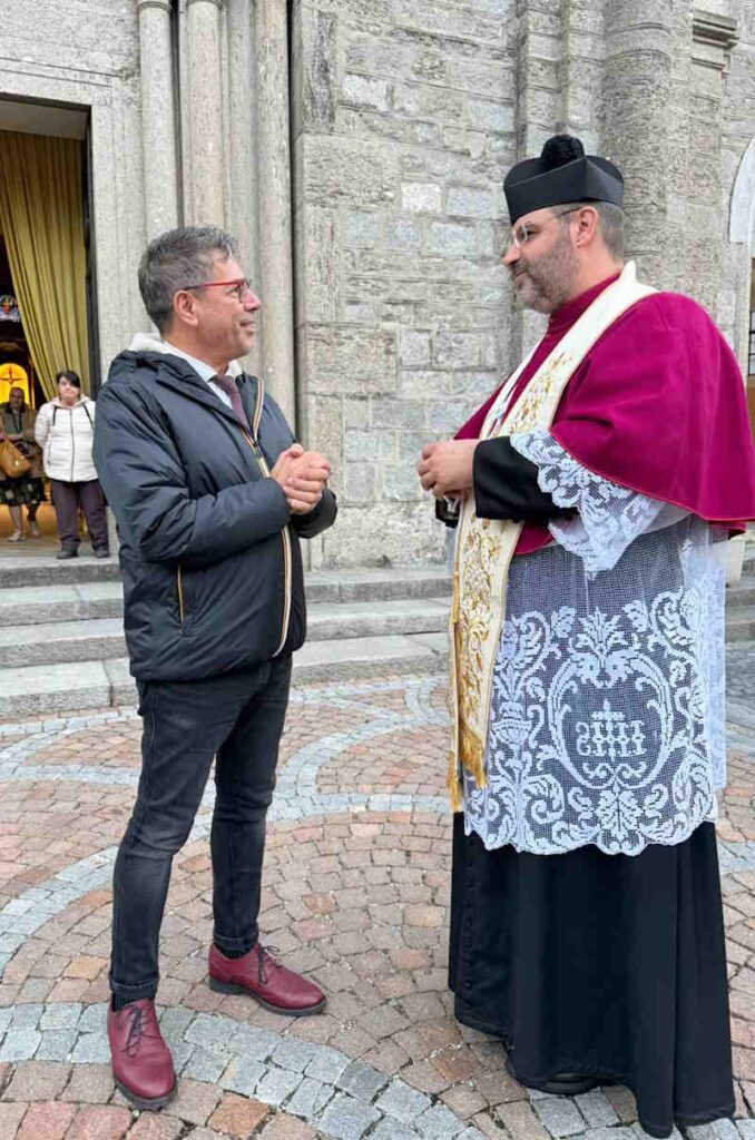 bartoli e don gian paolo alla parrocchia di pont canavese