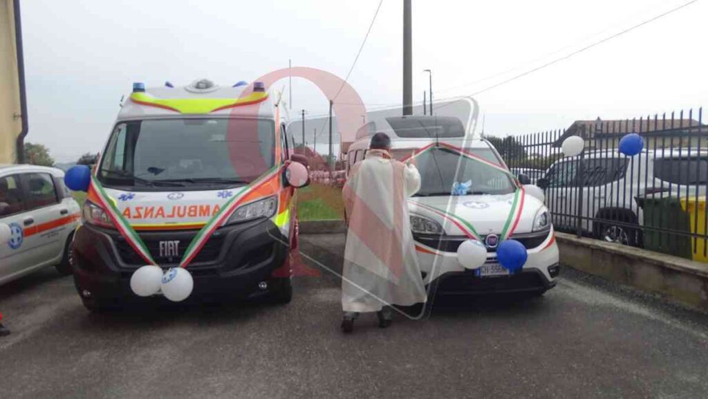 benedizione mezzi a Valperga per la Croce Bianca del Canavese
