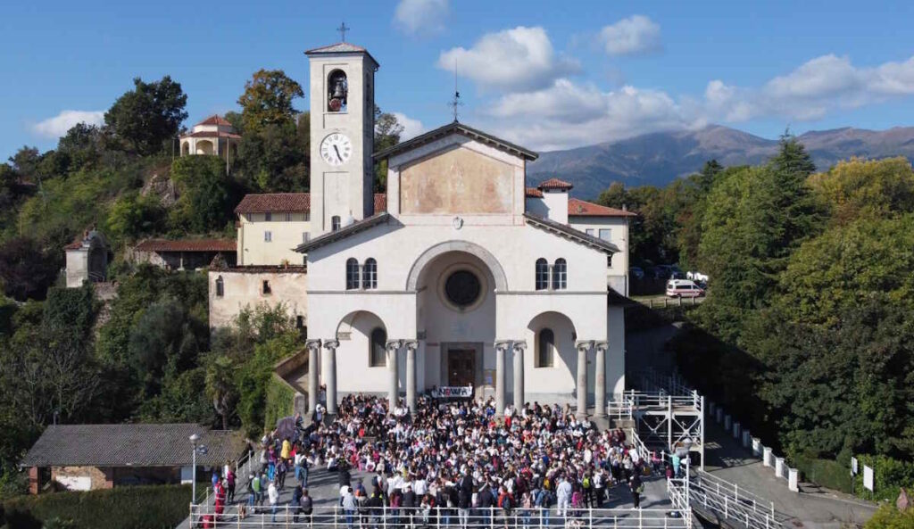 gli studenti a valperga alla marcia per la pace