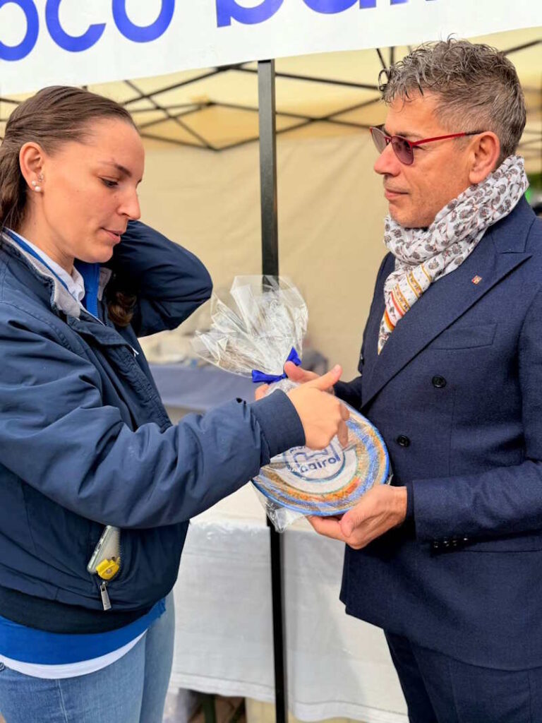 mercatino d'autunno dalla pro loco un omaggio per Bartoli