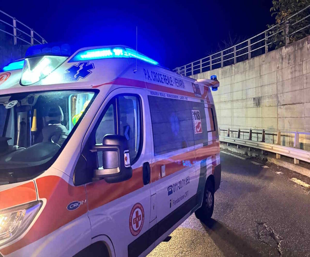 Balangero scontro frontale croce reale venaria di lanzo