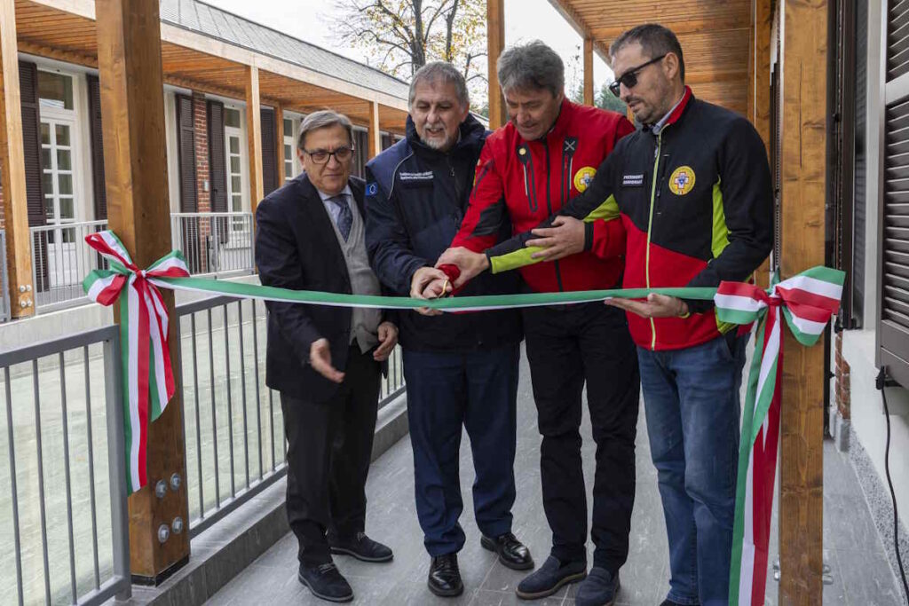 milano inaugurata sede soccorso alpino