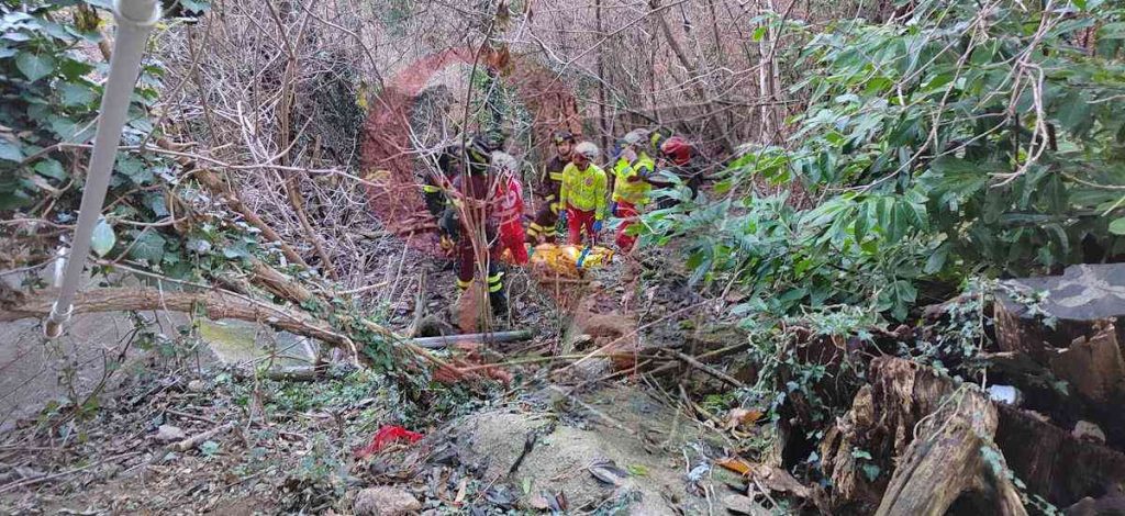 Valperga esercitazione a belmonte con vigili del fuoco, aib e croce rossa