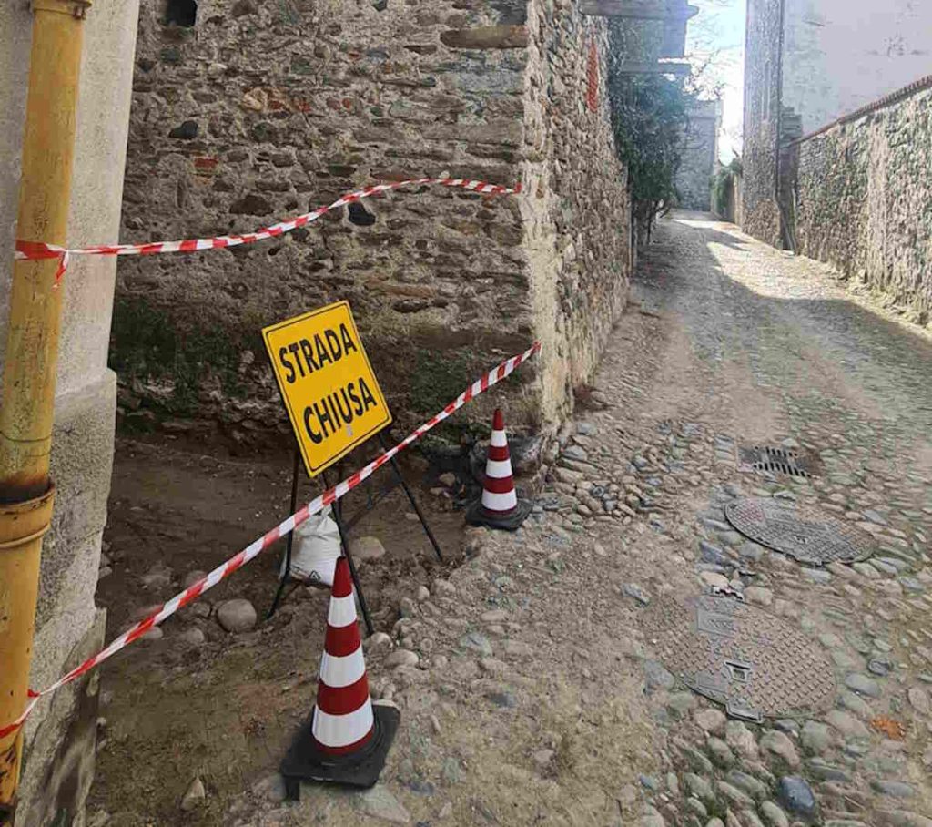 Borgofranco d'ivrea lavori al ricetto