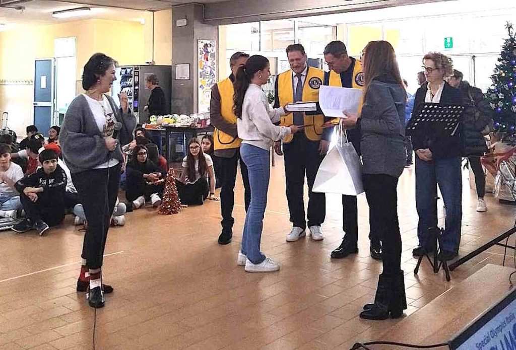 forno canavese consegnate le borse di studio Casetti
