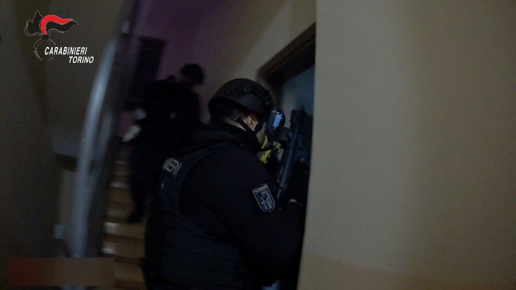 Canavese vasta operazione antidroga