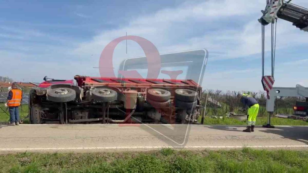 leini san francesco al campo camion