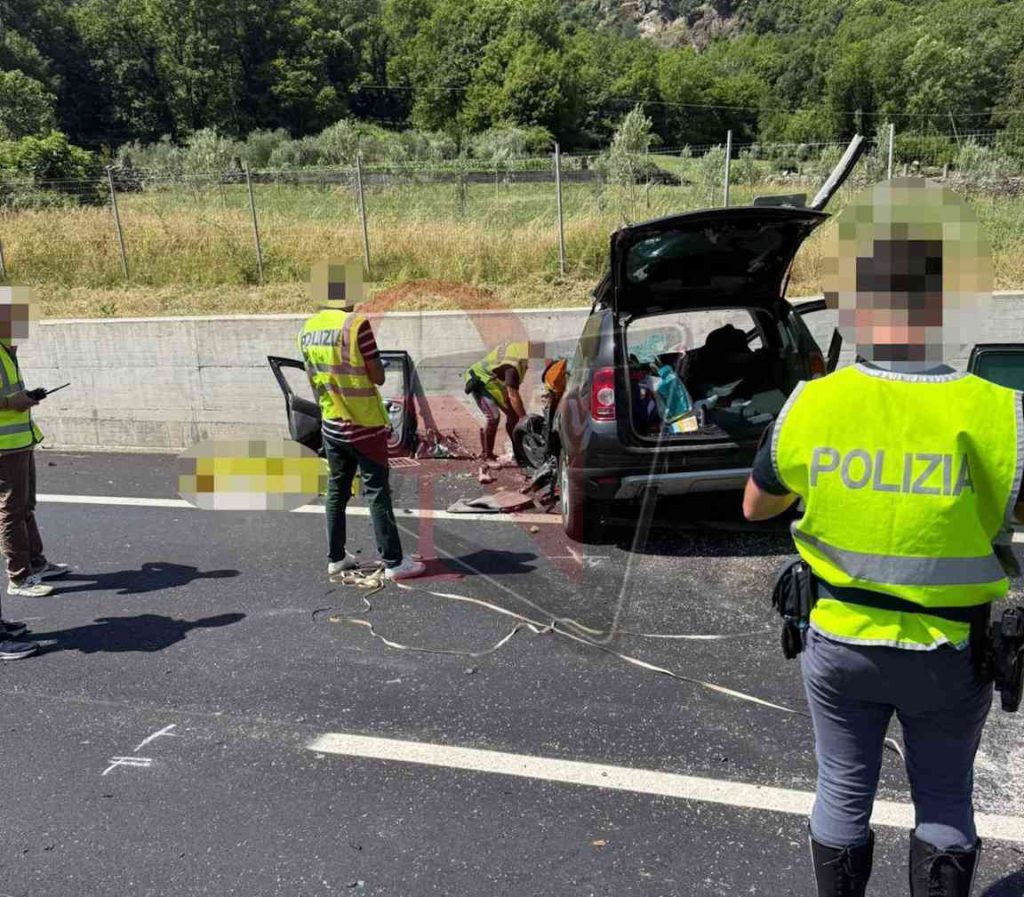 carema incidente mortale autostrada a5