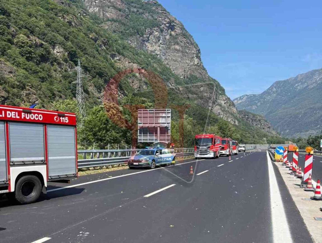 carema incidente mortale autostrada a5