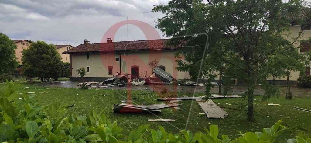crescentino tetto scuola