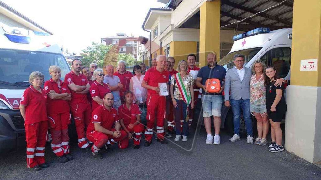 cuorgnè defibrillatore croce rossa