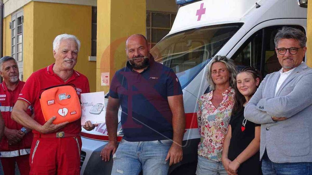 cuorgnè defibrillatore croce rossa
