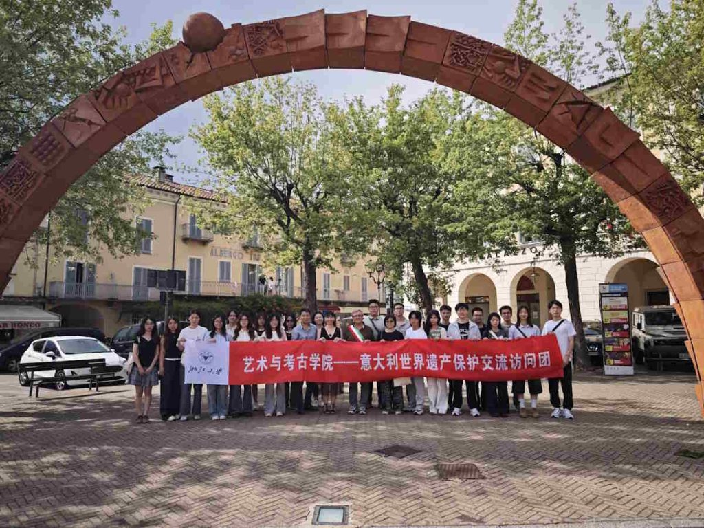 Castellamonte studenti Cina