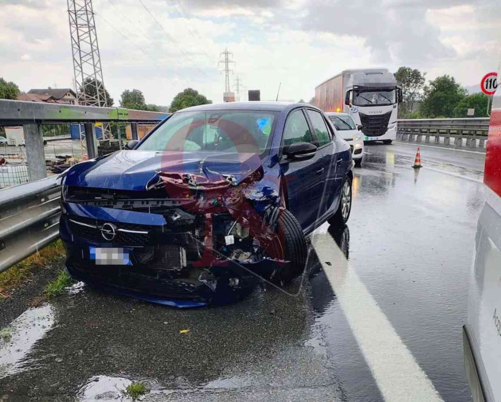 quassolo incidente in autostrada a5
