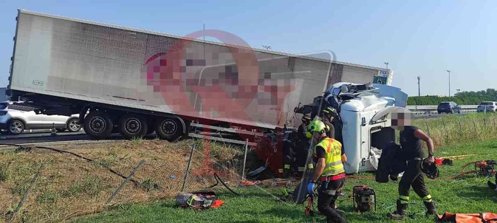 volpiano incidente in autostrada A5
