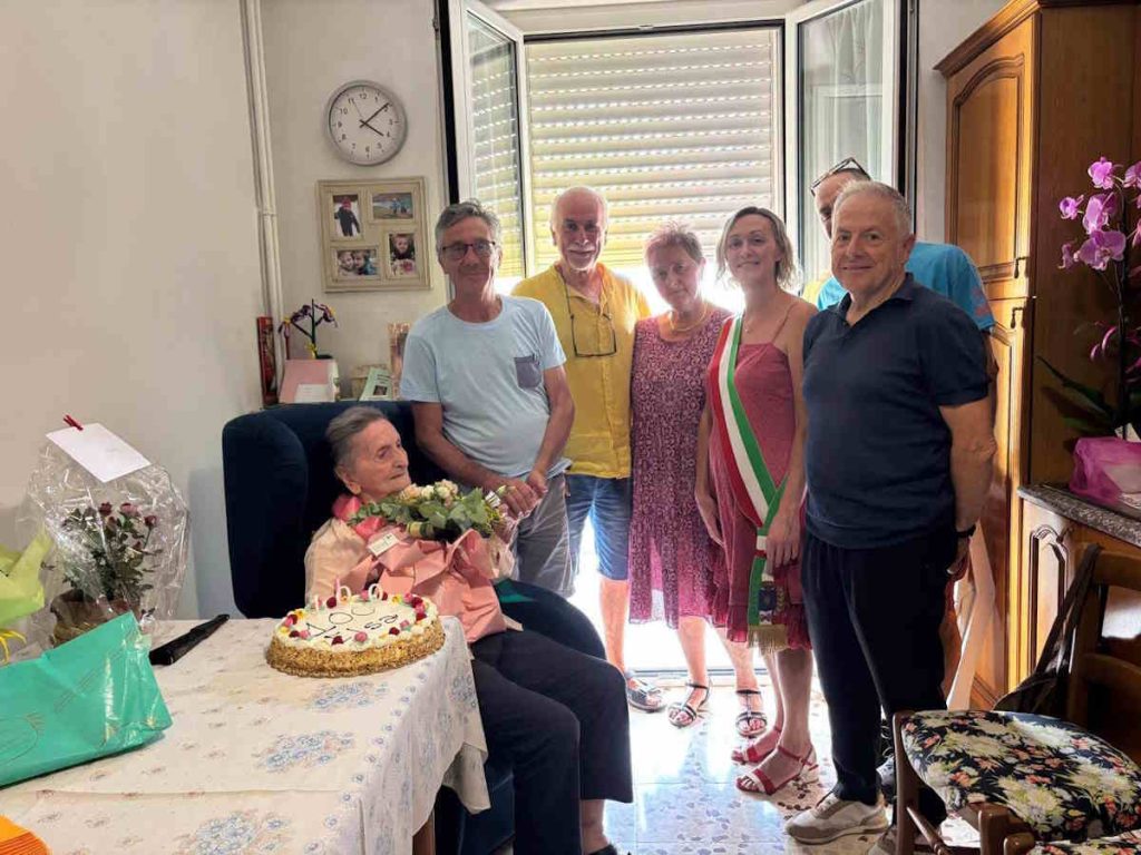 cuorgnè cento anni Elsa Pecchenino