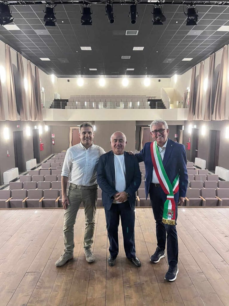 chivasso paolo cevoli al teatro comunale