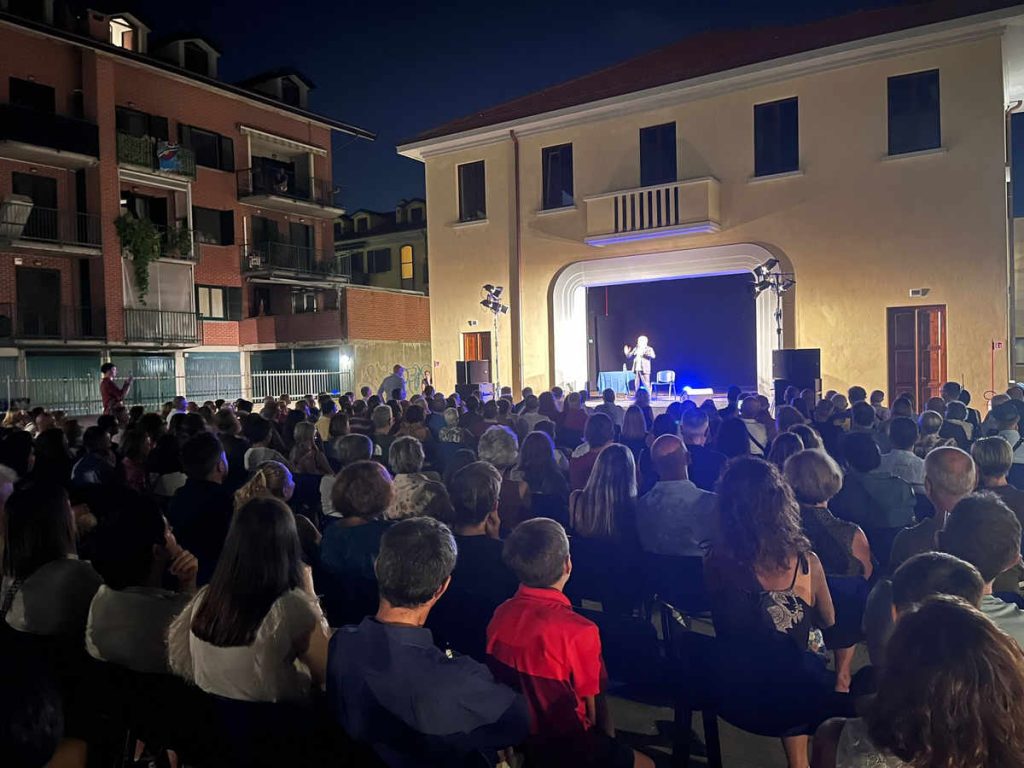 chivasso paolo cevoli al teatro comunale