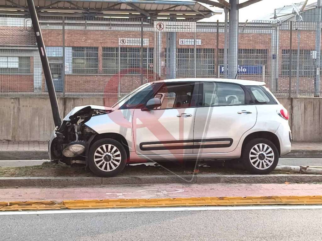 rivarolo auto sbanda corso torino