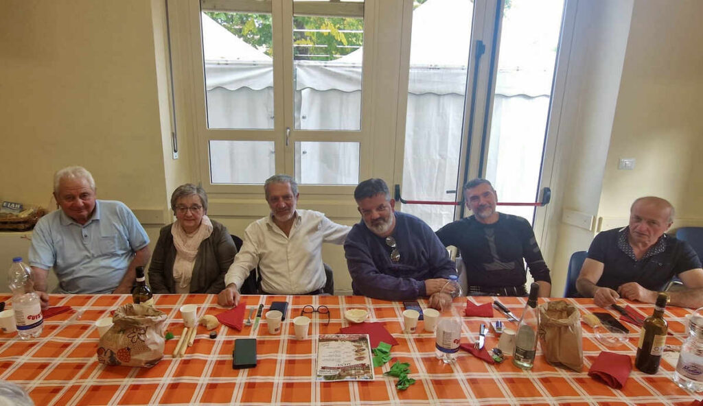 balangero pranzo sociale centro anziani