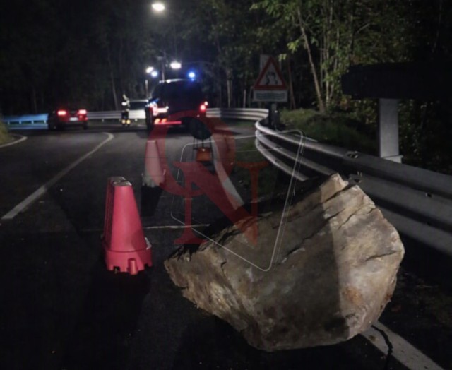 ingria caduta masso sulla provinciale 47